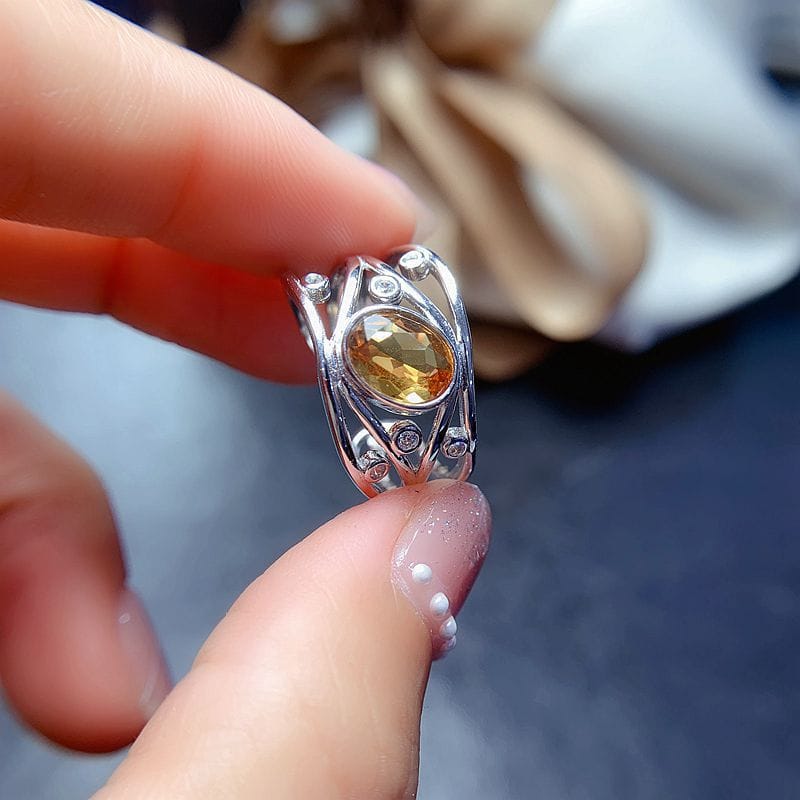 Light luxury European and American natural citrine ring fashion high-end sense temperament 925 silver light luxury design ring ring