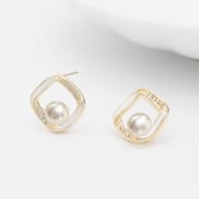 S925 Silver Needle Micro-inlaid Zircon Earrings Classic Geometric Diamond Freshwater Pearl Earrings Small Simple Internet Celebrant Earrings