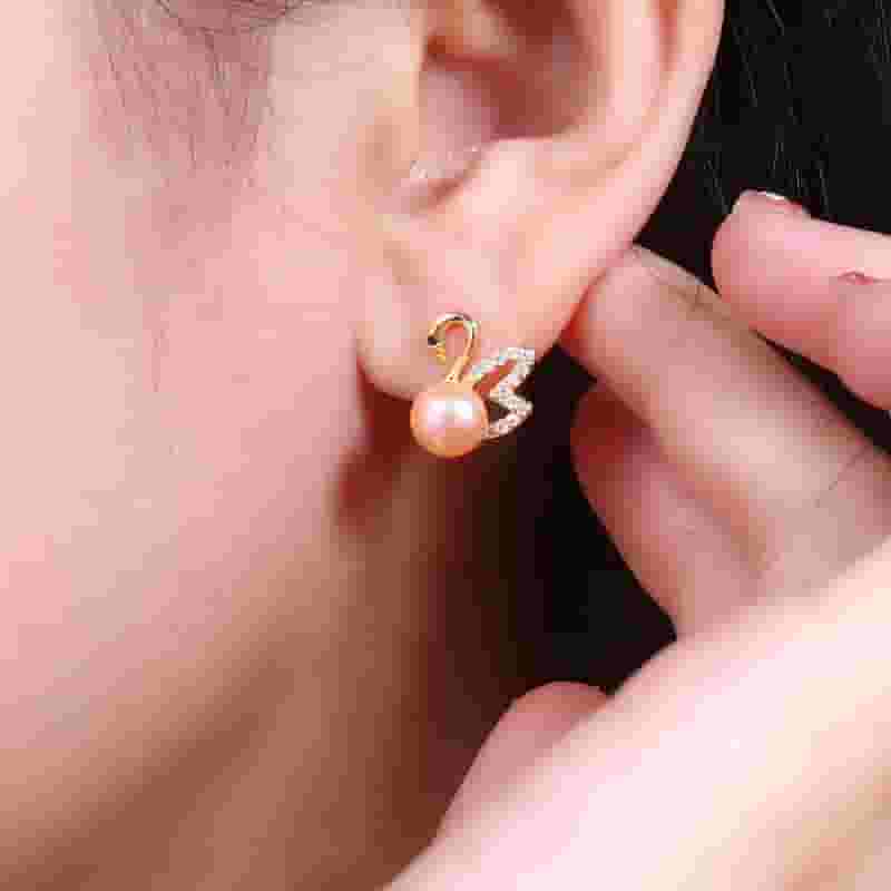 Natural Freshwater Pearl Earrings Swan Micro Set Zircon Classic Ear Studs Elegant Light Luxury Niche Earrings New Women