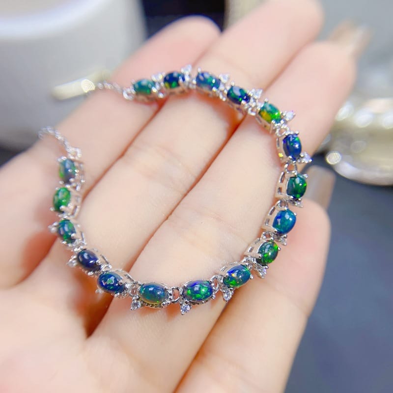 Black European ladies Bracelet 925 silver natural opal bracelet ladies chain live supply wholesale fire color good