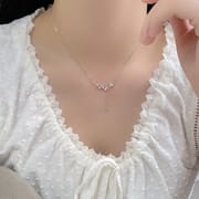 Po S999 Foot Silver Leaf Necklace Women's New Explosive Niche Design Light Luxury High-end Girl's Clavicle Chain