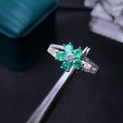 Natural Emerald Ring 925 Silver Inlaid Emerald Ladies Ring for Girlfriend Gift Support Identification