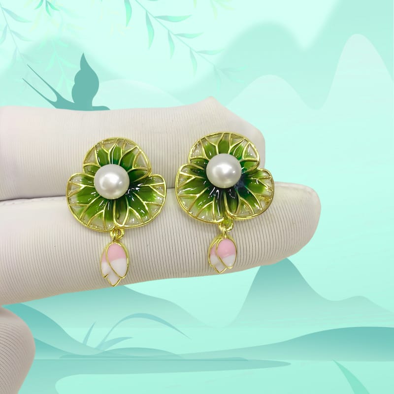 Natural Freshwater Pearl Earrings Guofeng Lotus Pond Moonlight Pearl Earrings Lotus Leaf Flower Earrings S925 Sterling Silver Earrings