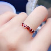 Simple 925 silver inlaid Natural 3*3mm full fire color garnet female ring live vibrato overseas supply