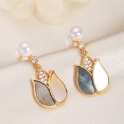 Freshwater Pearl Earrings s925 Silver Needle Fritillaria Earrings Advanced Sense to Send Girlfriends