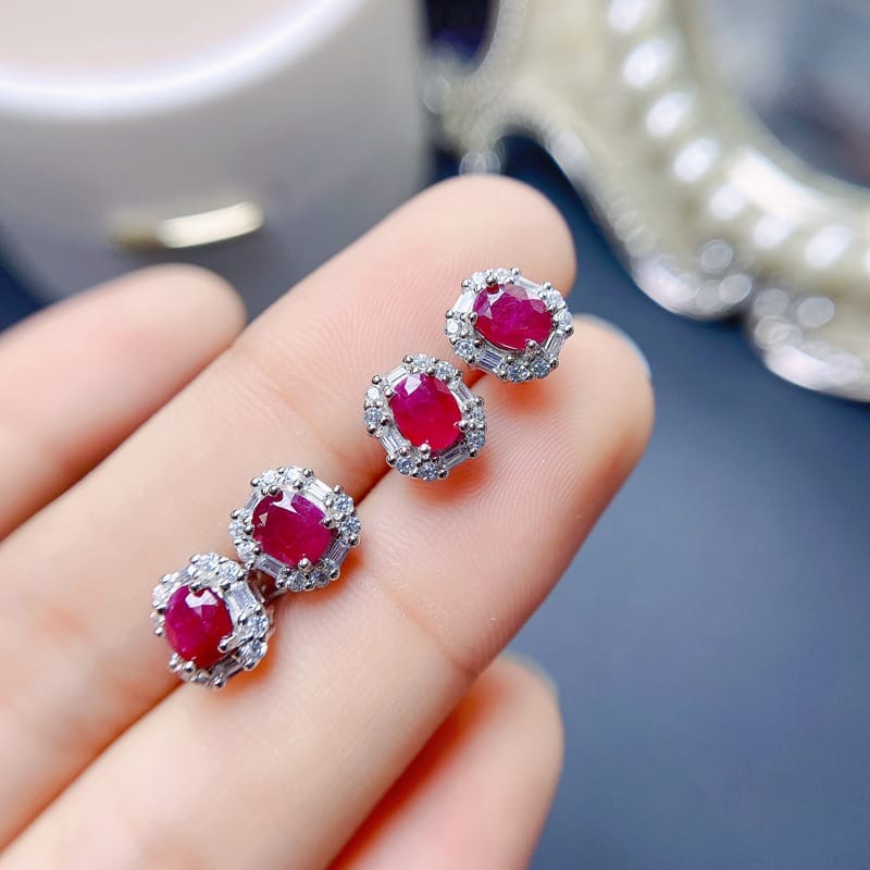 Ruby stud earrings 925 silver women's natural old burning gem has been tested one-piece delivery overseas supply batch