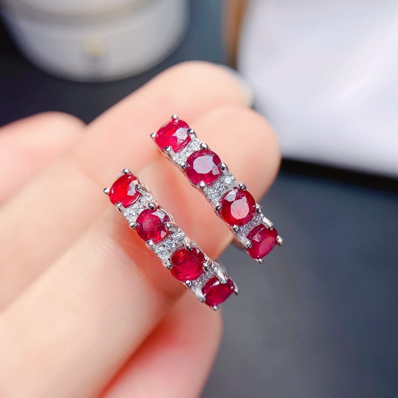 Small fresh fashion Natural Ruby female ring 925 silver live mouth 3.5*3.5mm beauty ring trembles wholesale