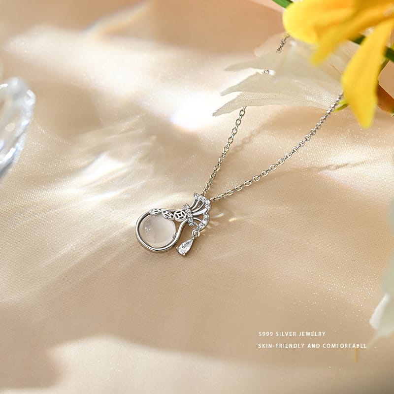 A Bao S999 pure silver copper money bag necklace National style light luxury high-grade sense niche design sense clavicle chain