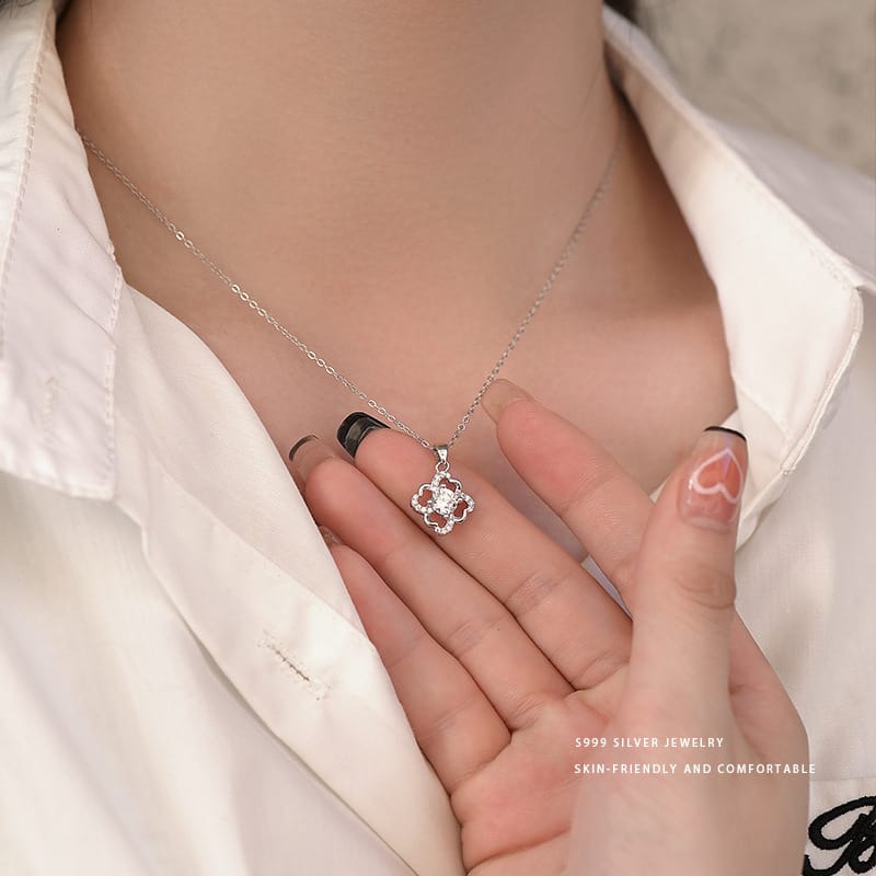 Aobao S999 pure silver diamond four-leaf clover necklace light luxury high-grade exquisite clavicle chain fashion commuter daily style