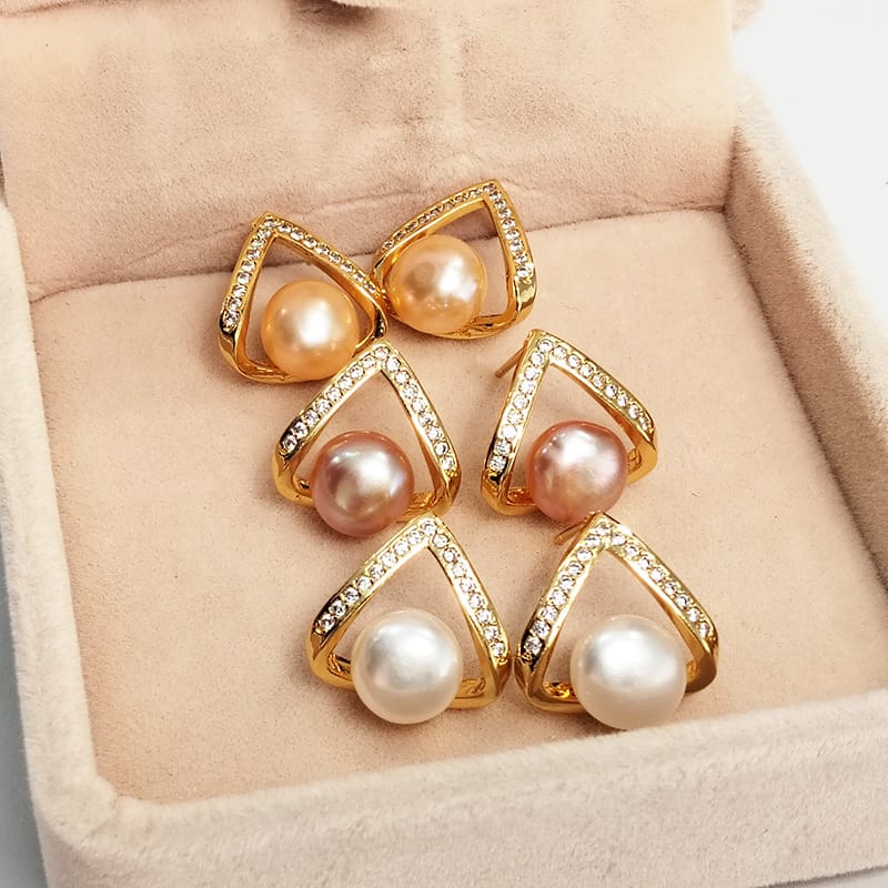 Natural freshwater pearl S925 silver needle triangle heart-shaped zircon pearl earrings temperament Joker earrings source manufacturers