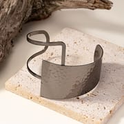 Cross-border E-commerce Simple Exaggerated European and American Style Temperament Bracelet Niche Design Cold Style Opening Bracelet Jewelry for Women