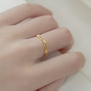 Real Japanese Geometric Hollow Ring S925 European and American Light Luxury Micro-inlaid Zirconium Silver Tail Ring Bracelet