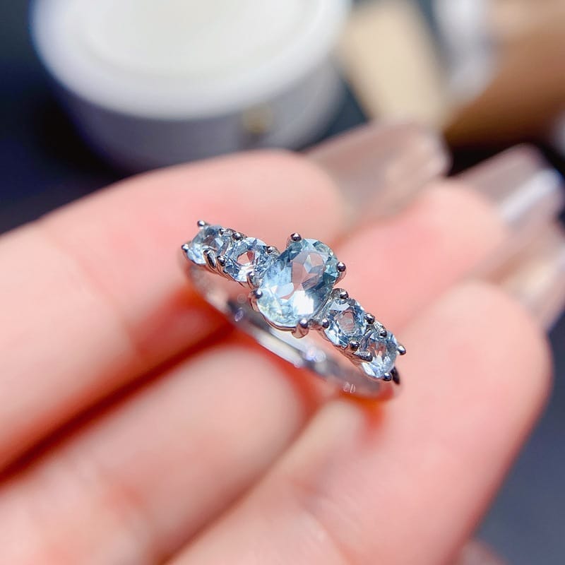 Japanese and Korean fashion beautiful ring 925 silver inlaid natural aquamarine ring 6 * 4mm live TikTok overseas supply batch