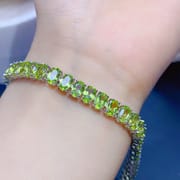 Qing Xia natural olivine bracelet wholesale 925 silver ladies Bracelet 4*6 luxury light luxury High sense