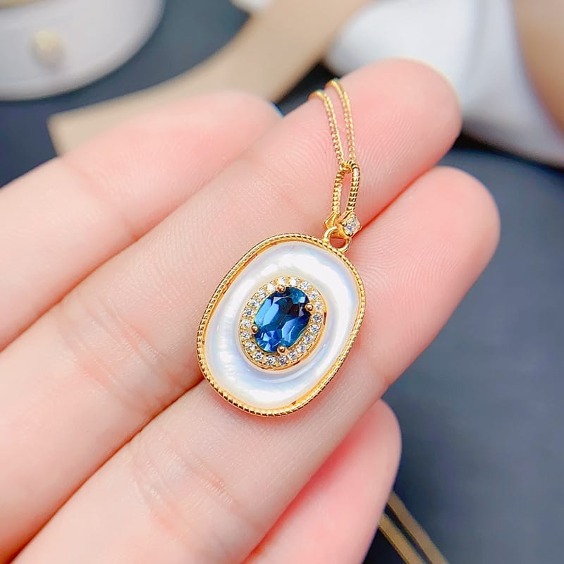 New natural London blue topaz pendant 5 * 7mm elegant clavicle chain 925 silver women's pendant wholesale