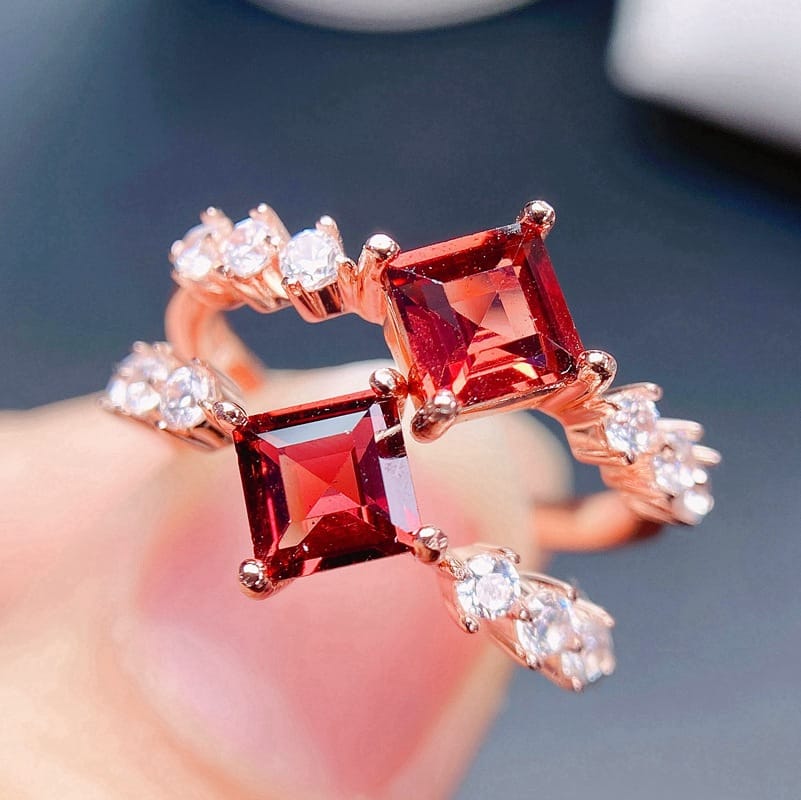 Clear goods simple fashion 925 silver inlaid natural magnesium aluminum garnet female ring live 5*5mm a generation of hair