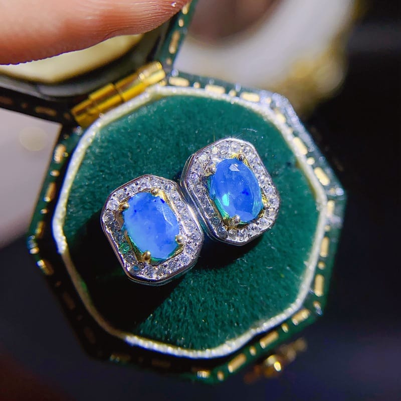Jewelry live supply 925 silver inlaid natural blue opal ear studs Fire Color Flash wholesale supply