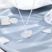 Po S999 Silver Simple Apricot Leaf Necklace Female Niche Design Sense Atmosphere Sense Fashion Clavicle Chain Necklace Wholesale