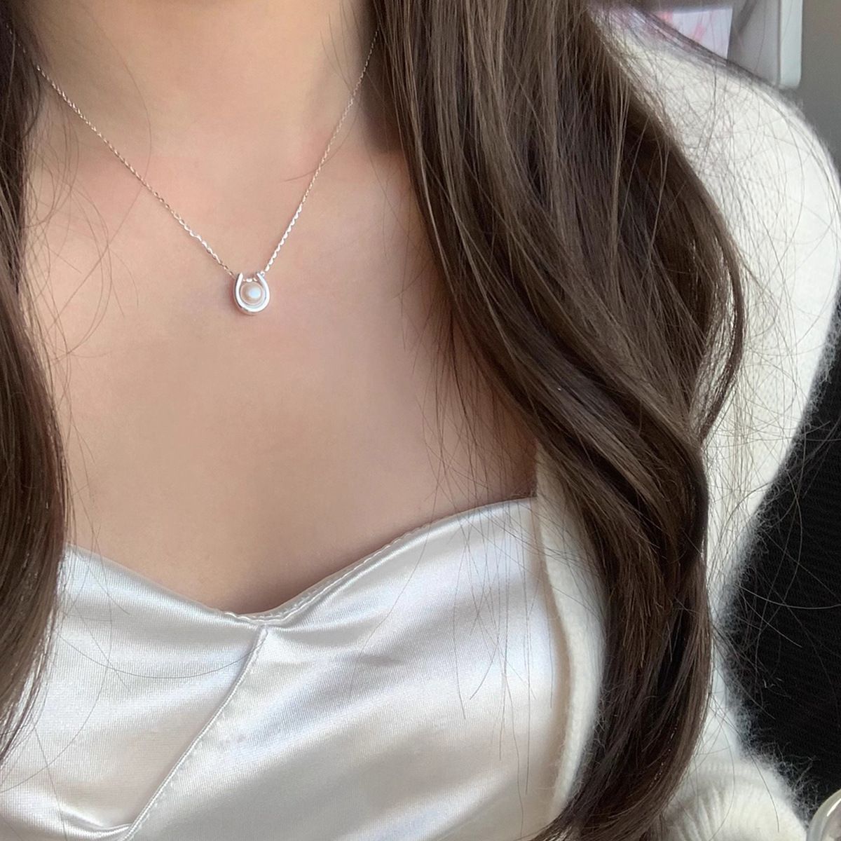 S925 sterling silver with fresh water pearl U shape necklace