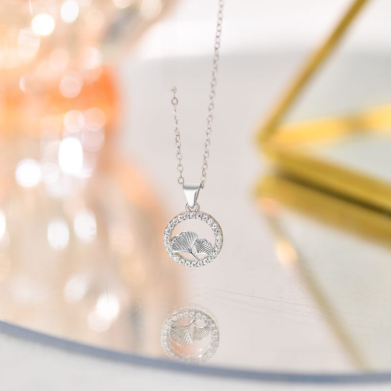 Aobao S999 full ginkgo leaf necklace women's exquisite diamond-embedded temperament design sense light luxury daily high-grade clavicle chain