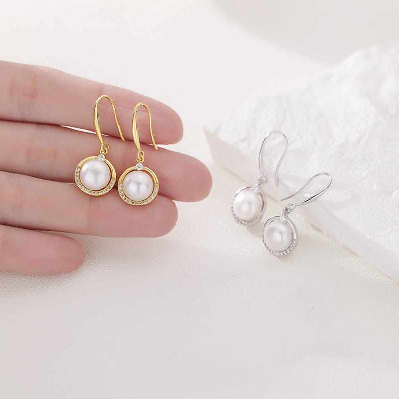 Natural Freshwater Pearl Earrings Circle Classic Zircon Pearl Ear Hook Elegant Light Luxury Niche Earrings New Women