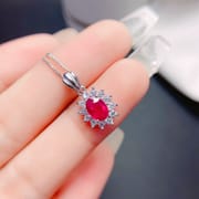 925 silver inlaid New burning ruby pendant ladies simple style fashion cross-border wholesale Live supply