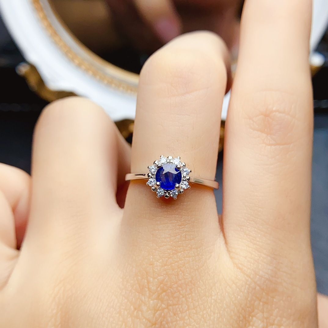 Factory wholesale explosions natural sapphire ring S925 silver inlaid main stone 5*5 selling Europe and the United States a generation of hair