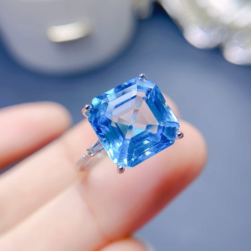 Simple small fresh 925 silver set Asche natural Topaz ring ladies live ring tremolo supply