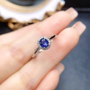 Factory wholesale explosions natural sapphire ring S925 silver inlaid with the main stone 4*5 selling Europe and the United States a generation of hair