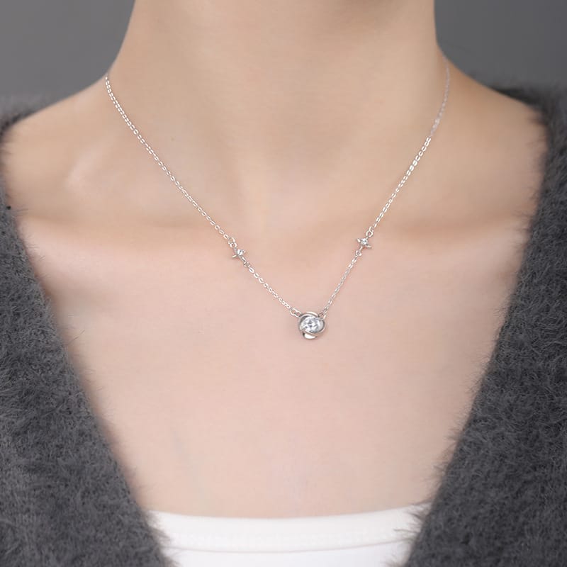Po 999 Foot Silver Mang Star Rotating Necklace Design Smart Light Luxury Fashion Fresh and Gentle Clavicle Chain for Hair