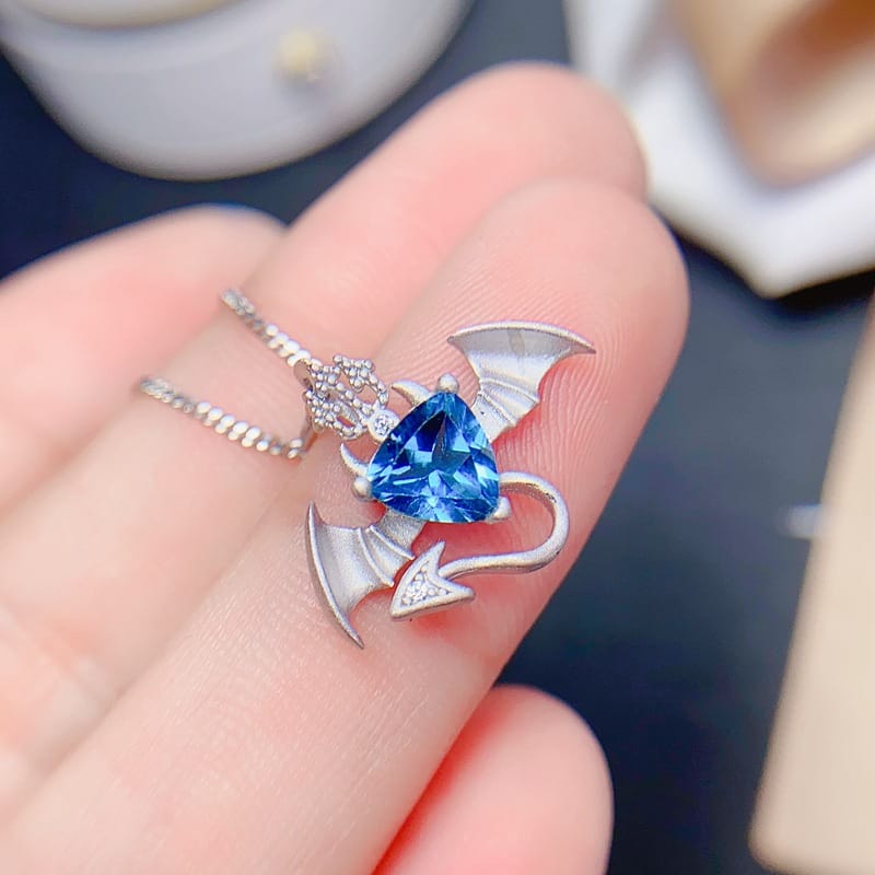New simple fashion natural London blue topaz pendant necklace angle 6*6mm ladies pendant wholesale