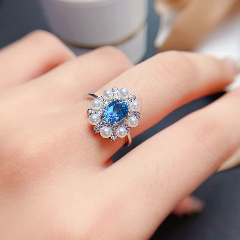Europe and the United States fresh 925 silver natural Swiss Blue Topaz female ring 5*7mm live exquisite live