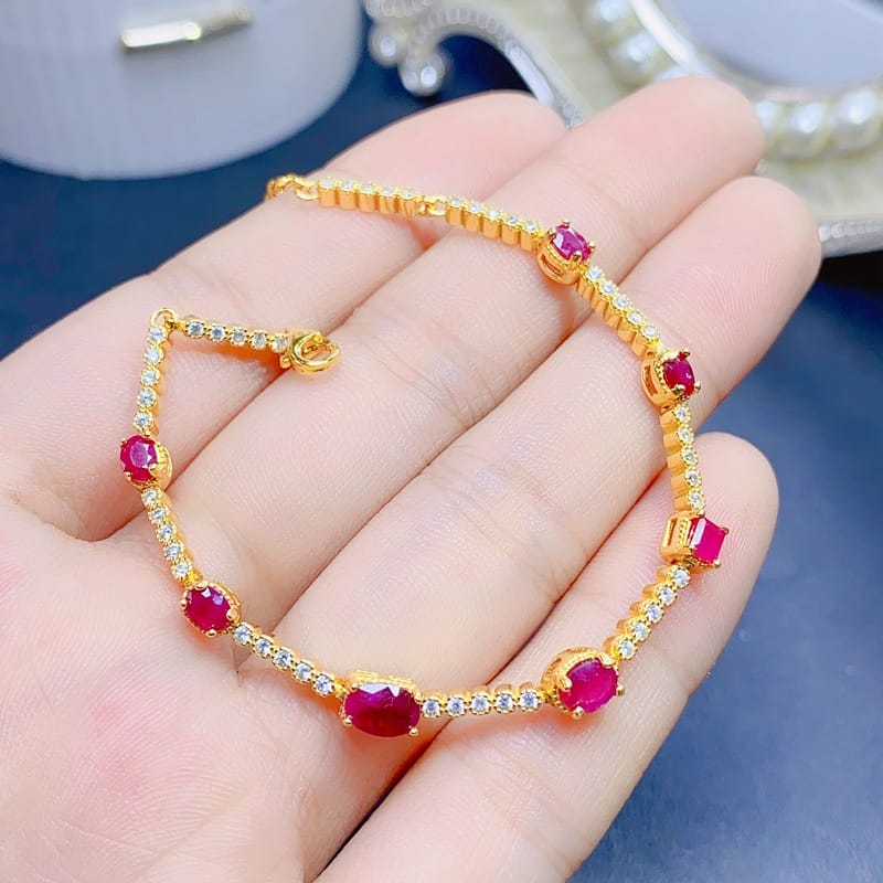 Light luxury new small fresh natural ruby bracelet 925 silver bracelet live supply inspection Ruby