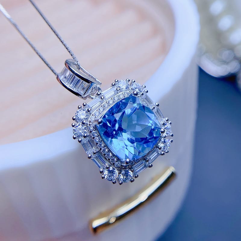 Fashion new natural Swiss Lantopa pendant heart 10*10mm ladies pendant 925 silver live wholesale