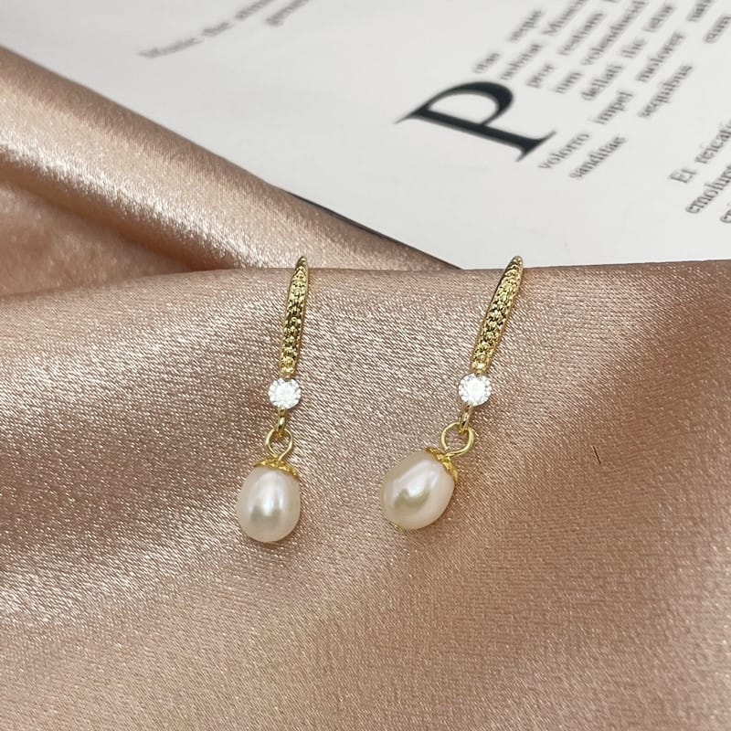 Advanced Sense Water Drop Pearl Earrings Retro Micro-inlaid Zircon Ear Hook Niche Elegant Earrings Women's Internet Celebrity Earrings