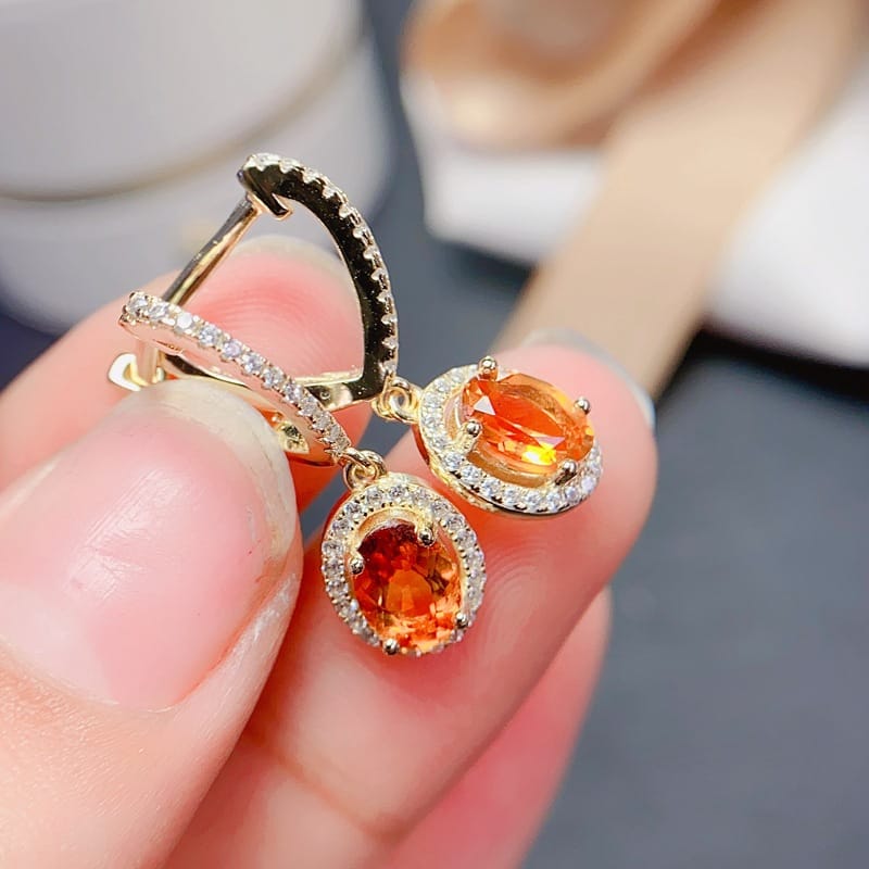 Fashionable elegant natural chicken oil yellow citrine stud earrings 925 silver Citrine Crystal clean Fire Color good