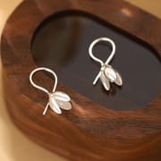 Po S999 Silver Magnolia Ear Hook Autumn and Winter New Style Elegant All-match Fresh Niche Ear Pole Earrings for Hair