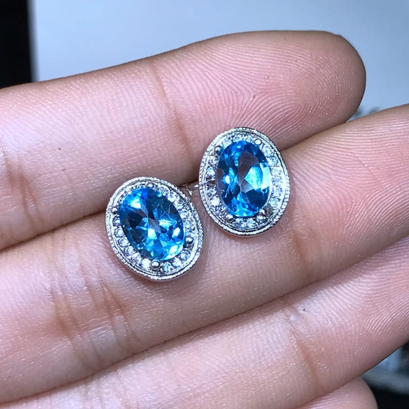 Luxury Stud Earrings Natural Swiss Blue Topaz 925 Sterling Silver Single Grain 2 Karat Wholesale