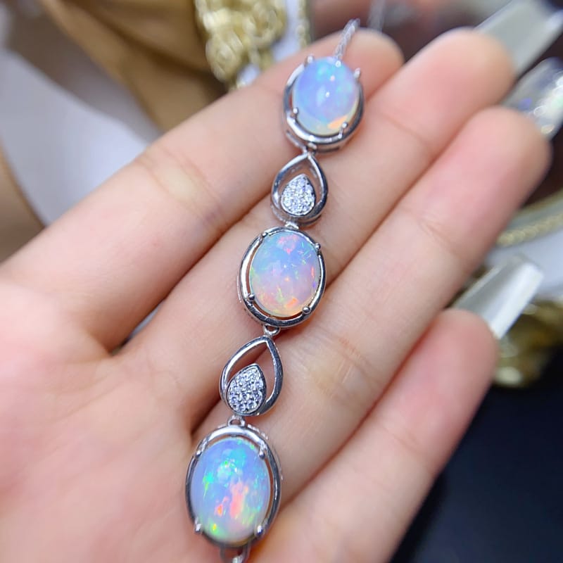 Natural opal bracelet 9*11mm light luxury exquisite ladies 925 silver inlaid gem fire beautiful color