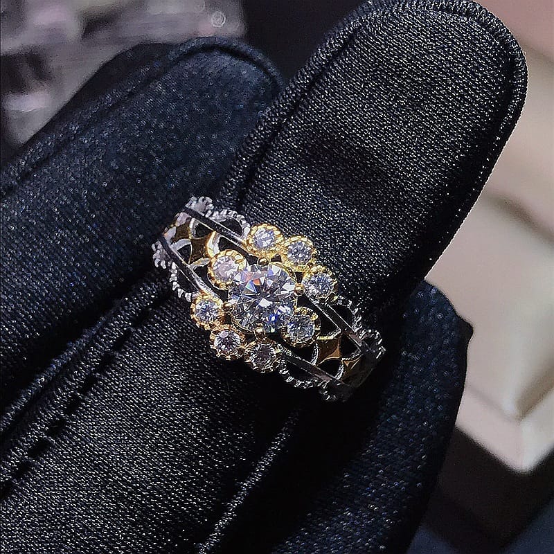 0.5 karat Mosang Diamond Women's Ring GRA Certificate Black Card Waist Code 925 Silver Inlay Plating Double Color