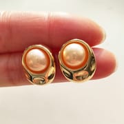 Natural Pearl Earrings Big Brand Same Style Light Luxury High-Level Design Elegant Earrings s925 Silver Needle Small Chanel Style Earrings