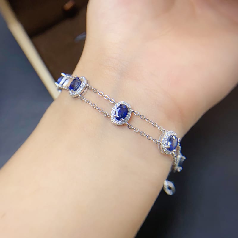 S925 silver inlaid simple fashion natural sapphire bracelet 4 * 6mm advanced sense design