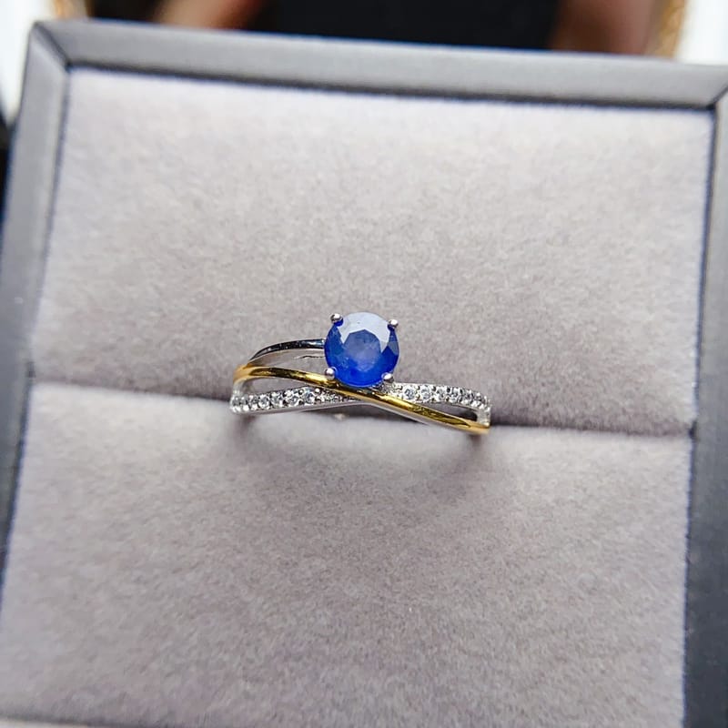 Factory wholesale explosions natural sapphire ring S925 silver inlaid main stone 5*5 selling Europe and the United States a generation of hair