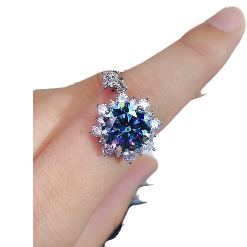 Japanese and Korean fresh 5 karat US imported basketball color diamond pendant women's 925 silver with black card