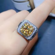 Men's diamond ring. 5 karat Yellow Diamond men's ring tested diamond pen with GRA certificate D color
