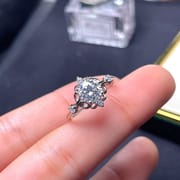 1 karat Mosang Diamond Women's Ring GRA Certificate Black Card Waist Code 925 Silver Inlay Platinum Plated