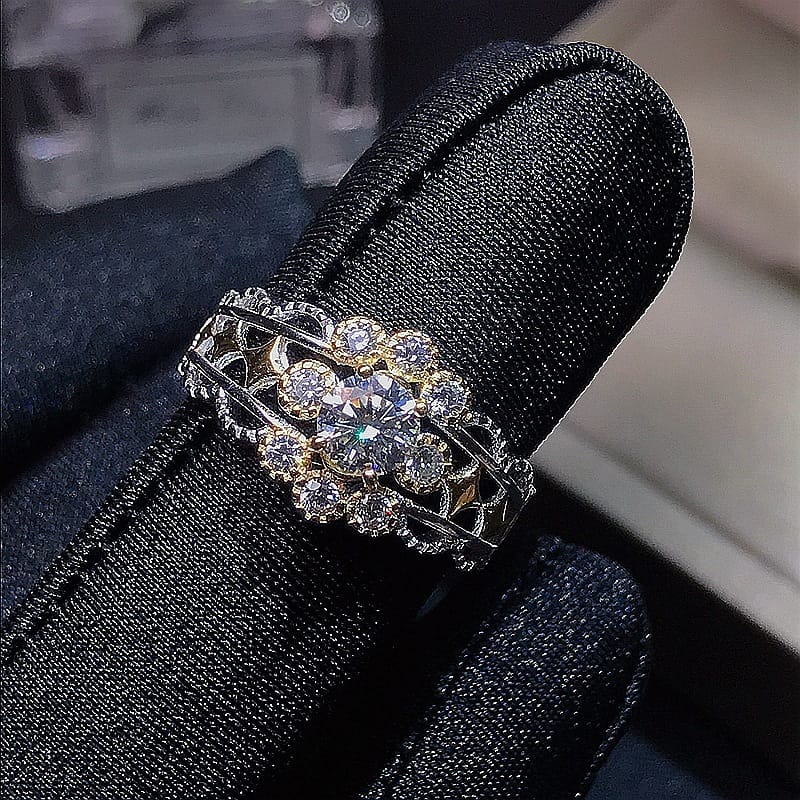 0.5 karat Mosang Diamond Women's Ring GRA Certificate Black Card Waist Code 925 Silver Inlay Plating Double Color