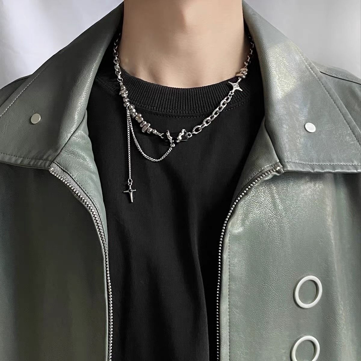 Cross zircon non-fading titanium steel necklace men's all-match high-end sense Cuban chain personality niche neck chain necklace