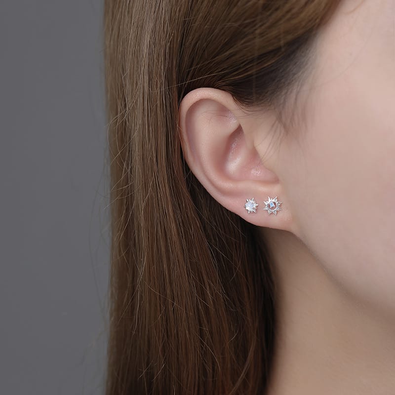 Po S999 Foot Silver Personalized Small Sun Asymmetric Screw Earrings Women's New Niche Advanced Sense Earrings