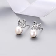 Freshwater pearl earrings gentle small fresh fashion cute little Swan inlaid zircon niche earrings women's simple personality